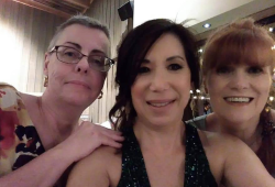 Shelley Rowland (left) with her friends, Cathy Gin
	(center), and Darlene O'Connell (right)